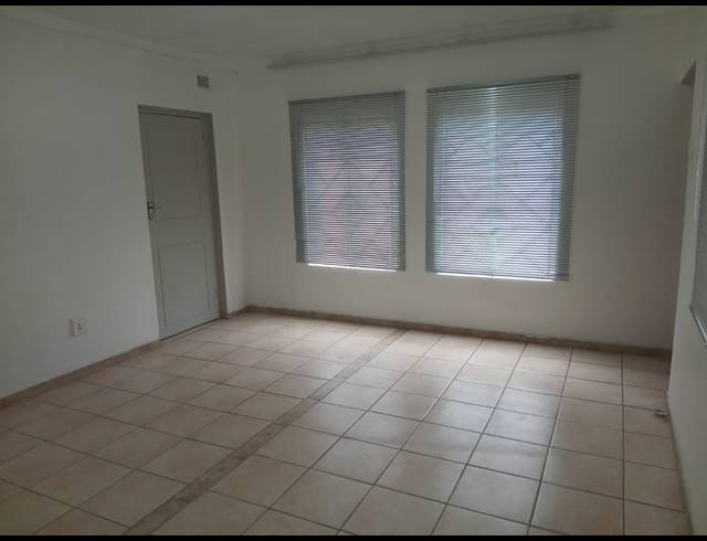 1 BEDROOM ROOM TO LET IN RESERVOIR HILLS